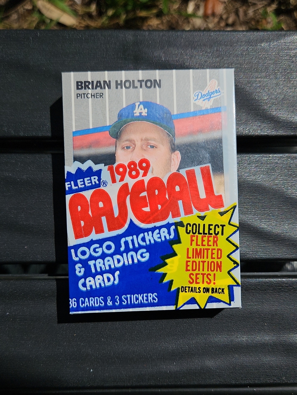 1989 Fleer Baseball Sealed Cello Pack 36 Cards 3 Stickers Brian Holton / Frango